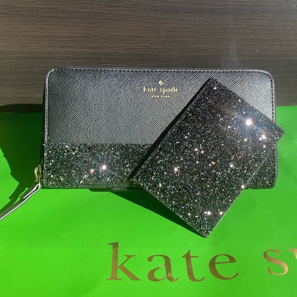 kate spade Handbags - Kate Spade Neda Greta Court Zip Around Wallet Set